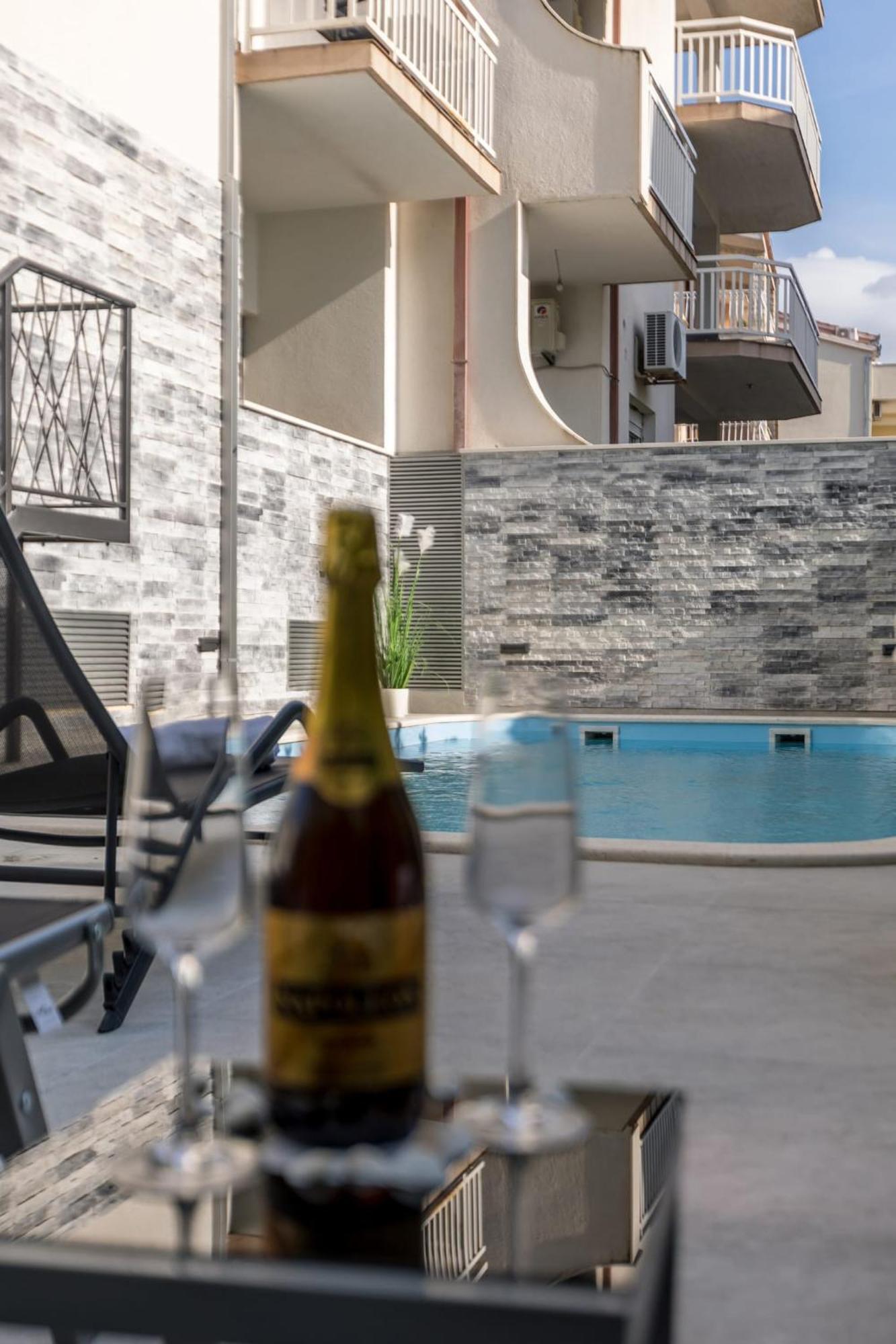 Holiday Apartments Stobrec 2 Spalato Esterno foto